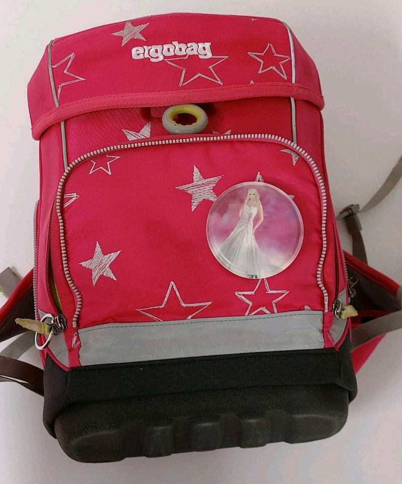 ERGOBAG Schulrucksack mit Zubehör in Holler