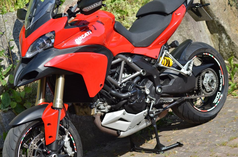 Ducati Multistrada 1200S in sehr gutem Zustand mit nur ca. 32tkm in Bühl