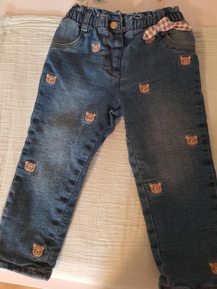 Gefütterte Jeans C&A gr. 92 in Landau in der Pfalz