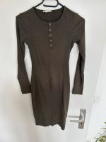 Schönes Midi Bodycon Shirt Kleid in Olive grün mit Knöpfen München - Ramersdorf-Perlach Vorschau