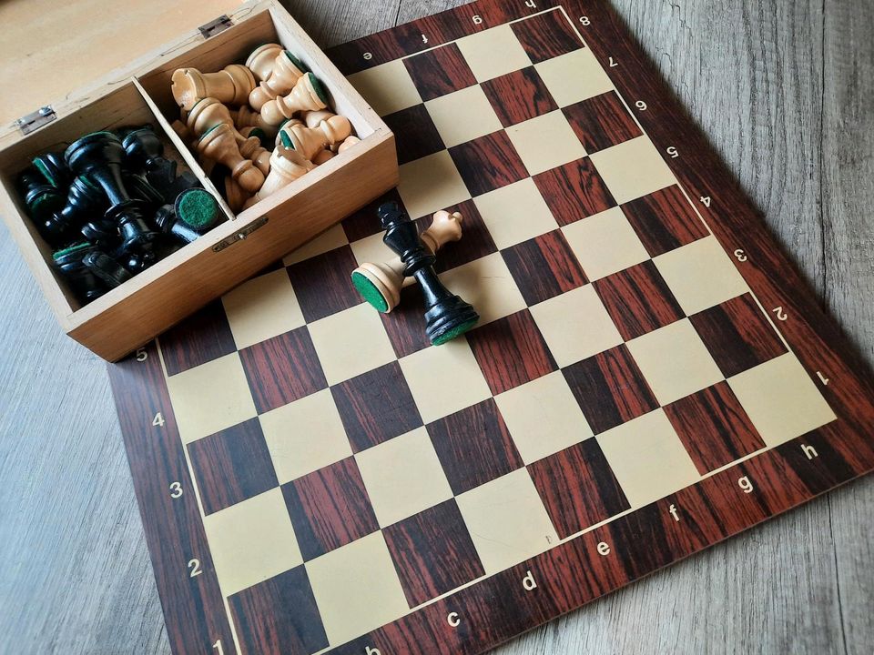 Vintage Schachspiel in Steyerberg