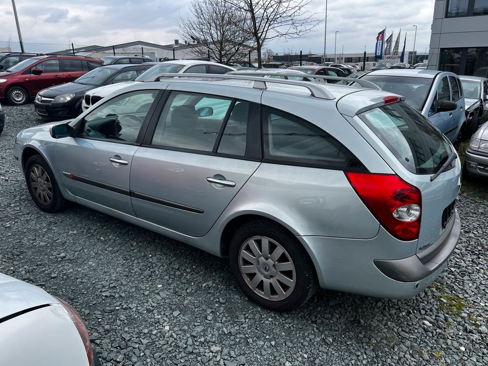 Renault Laguna 1,8Liter Benziner in Kelkheim