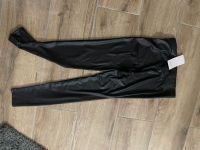 Bershka Lederhose 40 neu Hessen - Friedberg (Hessen) Vorschau