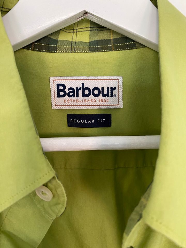 Barbour Hemd Herren grün regulär fit M in Bismark (Altmark)