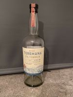 Leere Teramana Tequila The Rock 0,75l Flasche Deko Bergedorf - Hamburg Allermöhe  Vorschau