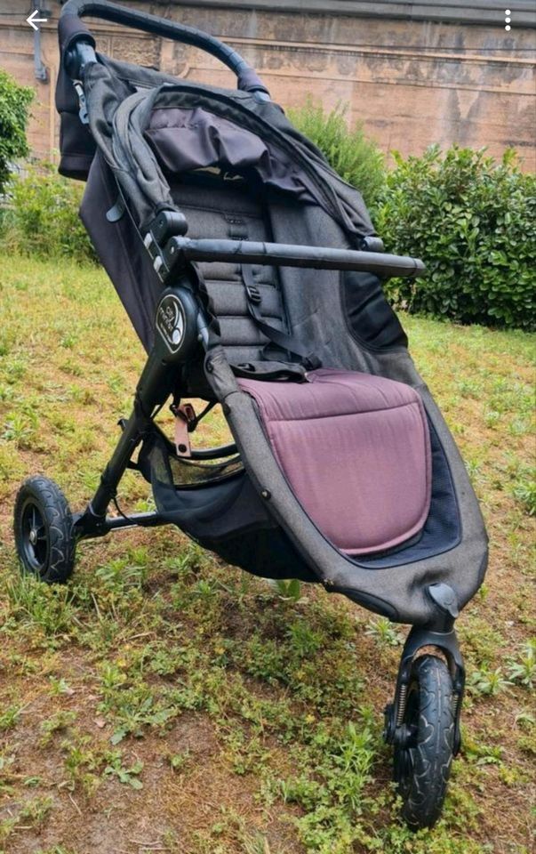 Kinderwagen Buggy Baby Jogger City Mini GT in Dresden