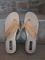 Sommerschuh Zehentrenner Flip Flop Gold Gr. 40 Sachsen - Moritzburg Vorschau