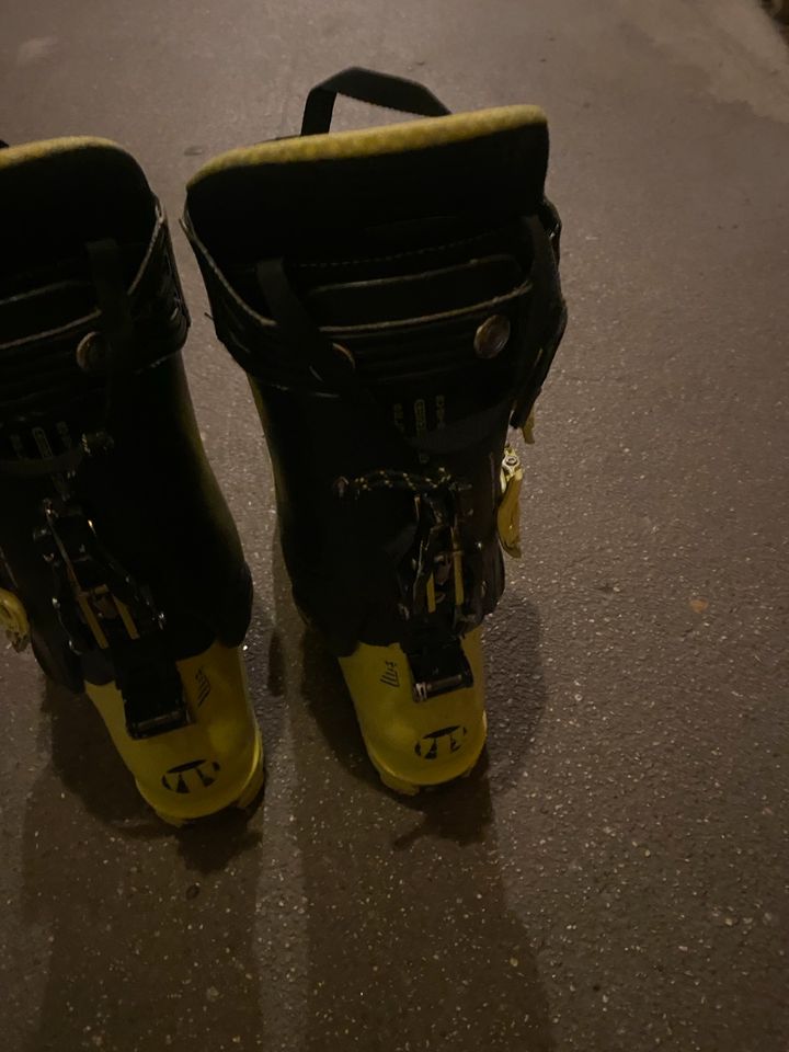 Skitouren Schuhe Tecnica in München