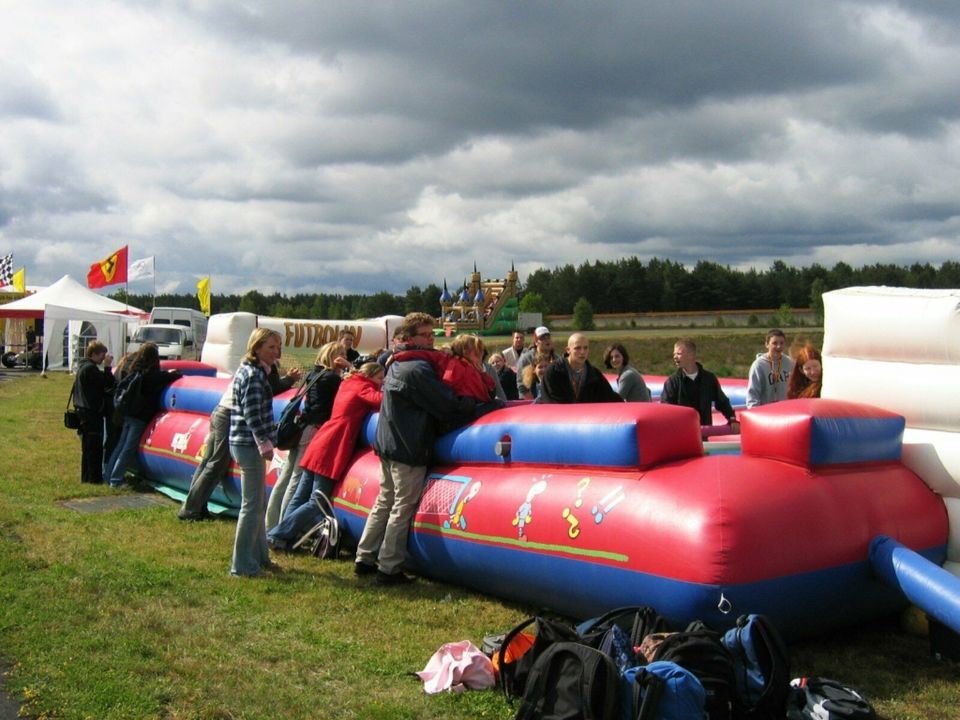 Menschenkicker mieten, Human Table Soccer, Maxikicker in Ockenheim