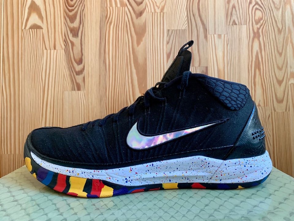 Nike Kobe AD Mid March Madness Bryant 44,5 NBA Lakers LeBron in Bielefeld