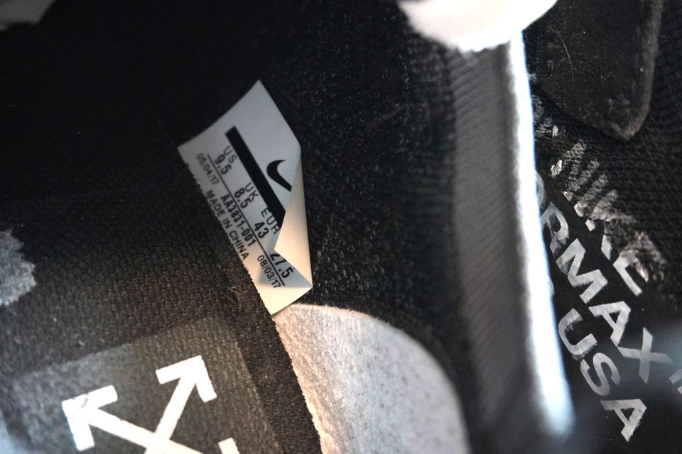 Nike Air VaporMax x Off-White "The Ten" - US 9,5 | EU 43 in Berlin