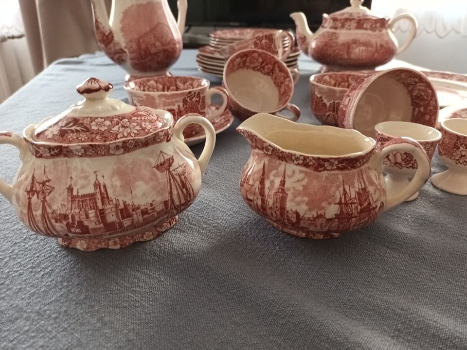 Englisches Tee / Kaffee Service original englisch Pottery gemarkt in Windorf