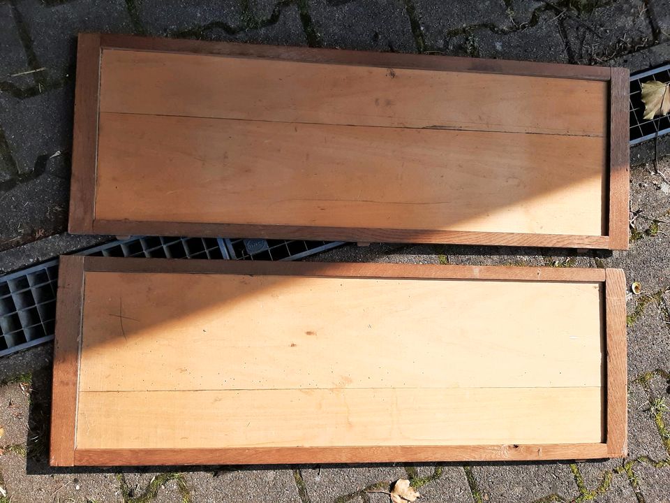 Verschenke Einlegeplatten für Tisch aus Gründerzeit in Pfullingen