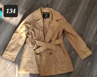 Mantel Trenchcoat Mädchen Größe 134 Hessen - Frankenberg (Eder) Vorschau