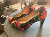 Gabor Pumps, bunt, Gr.9, sehr guter Zustand Niedersachsen - Ilsede Vorschau