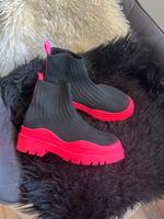 Sockenboots pink/schwarz Gr 37 neu Bayern - Röhrnbach Vorschau