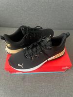 Puma Sneaker Größe 44 Sachsen - Coswig Vorschau