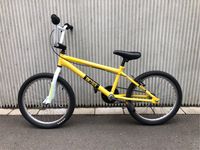 Top! BMX BOSS gelb 20 Zoll Fahrrad Rad Baden-Württemberg - Heidelberg Vorschau