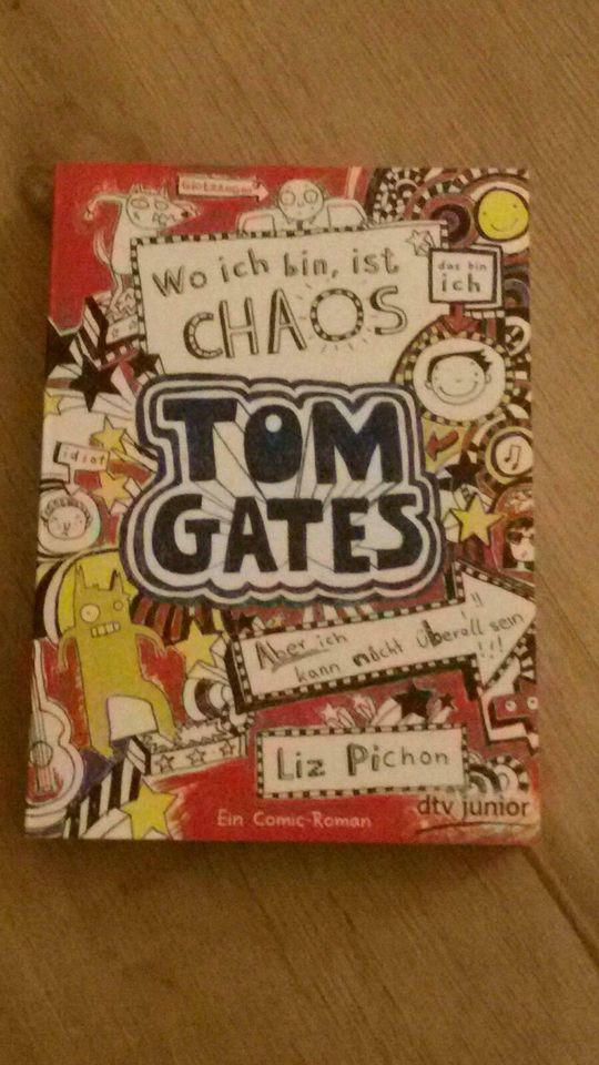 Tom Gates Buch " Wo ich bin, ist CHAOS" in Vöhl