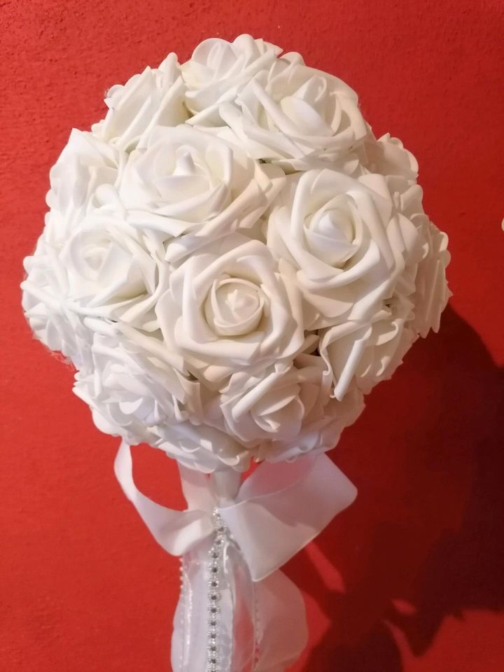 Rosenbäumchen Hochzeit deko in Pünderich