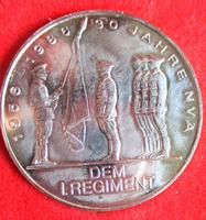 40mm DDR-Medaille 1956-1986  30 Jahre NVA Dem 1. Regiment im Etui Niedersachsen - Hoya Vorschau