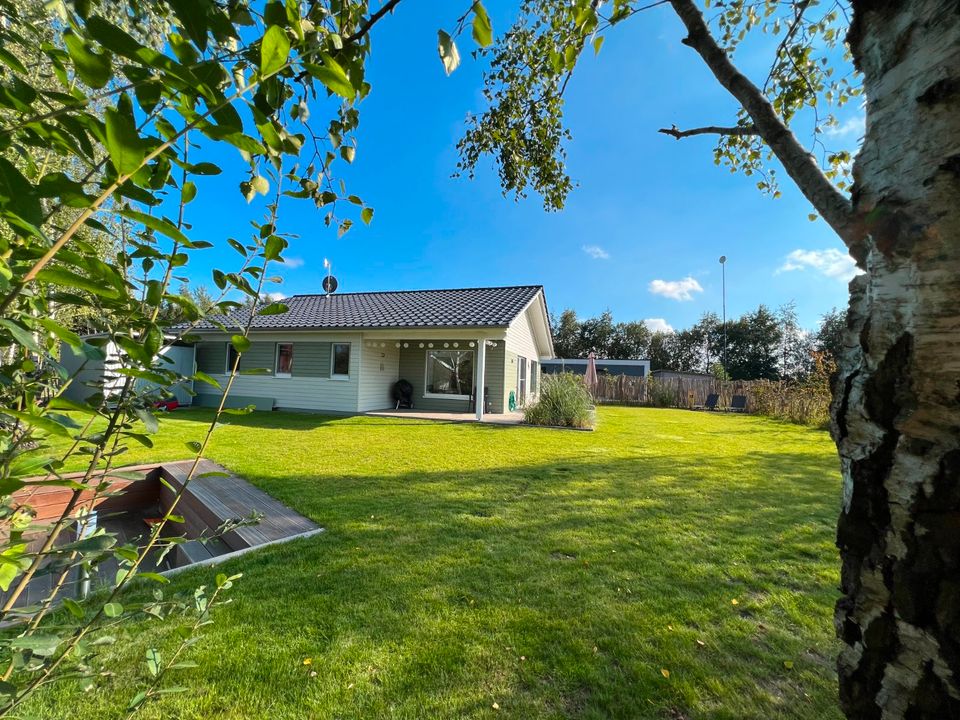 Ferienhaus am See 1-6 Pers.(Sauna) - Familien, Senioren, Paare- Rad fahren, Reiten, Boot, Natur, Auszeit oder Kurzzeitmiete!!! in Neuss