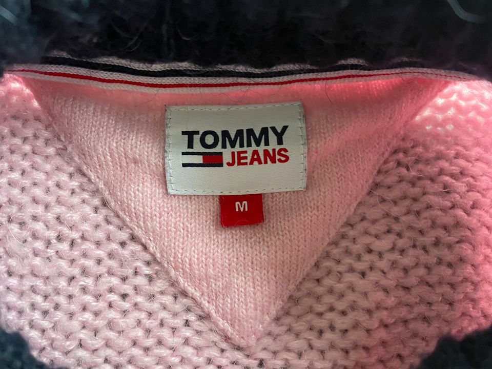 Tommy Hilfiger Strickpullover / inkl . Versand in Wernigerode