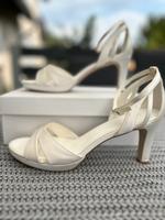 Sandaletten High Heels Brautschuhe neu Gr. 40 Niedersachsen - Lehre Vorschau