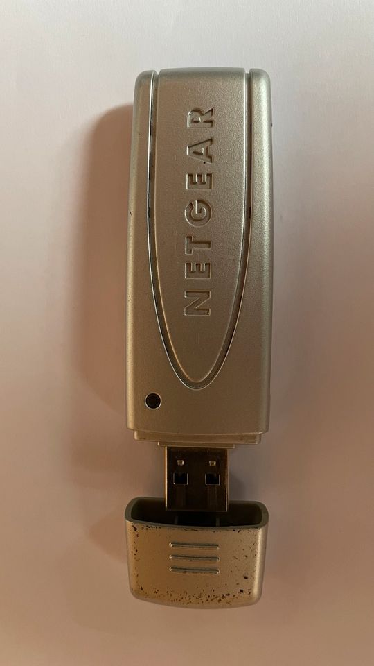 Netgear wireless USB Adapter WG111v2 in Leverkusen