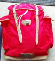 Wanderrucksack (Retro) mit stabilen Rücken - rot - wie neu Bayern - Taufkirchen Vils Vorschau