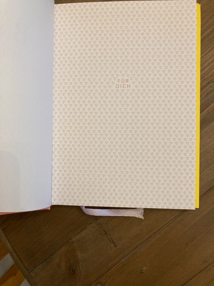 Baby Journal Mädchen Elma van Vliet UVP 16€ neu in Dieburg