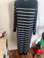 Dunkelblaus Kleid mit beigefarbenen Streifen Hessen - Sinn Vorschau