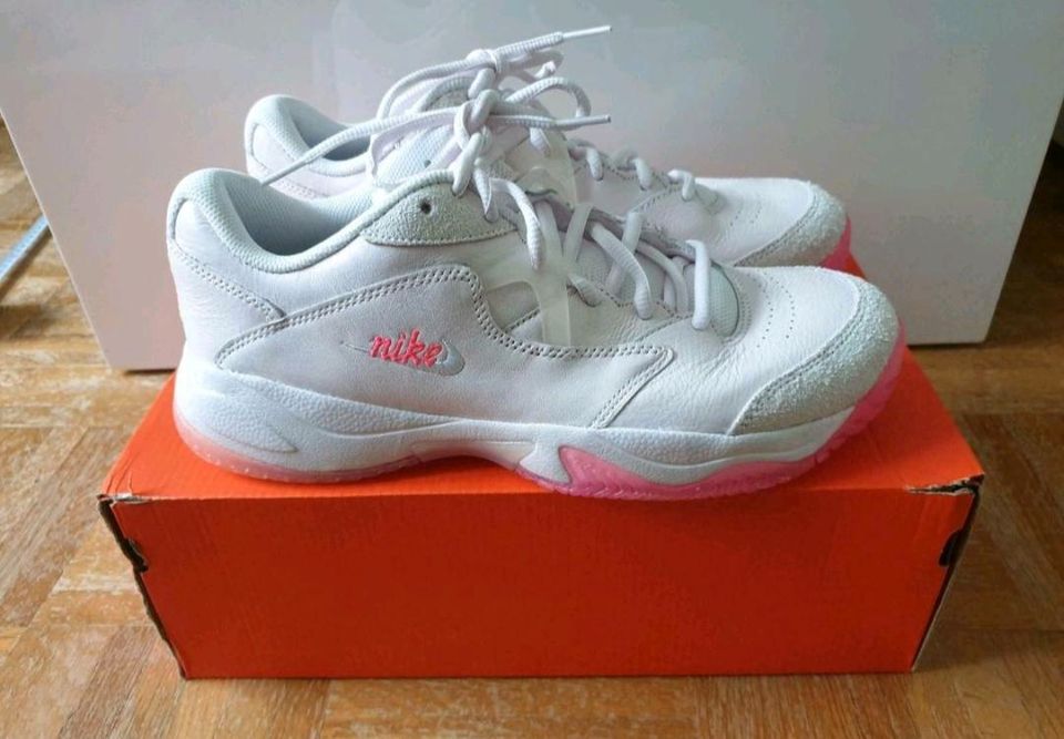 Nike Court Lite 2 PRM QS Turnschuhe Sneaker Gr. 41 (8) Neu in  Baden-Württemberg - Baden-Baden | eBay Kleinanzeigen ist jetzt Kleinanzeigen