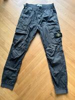 Stone Island Cargo Hose in Dunkel grau mit Reißverschluss Taschen Hamburg - Altona Vorschau