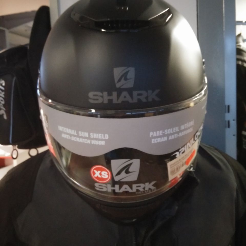 Shark Helm Spartan blank matt Gr. XS in Bissendorf
