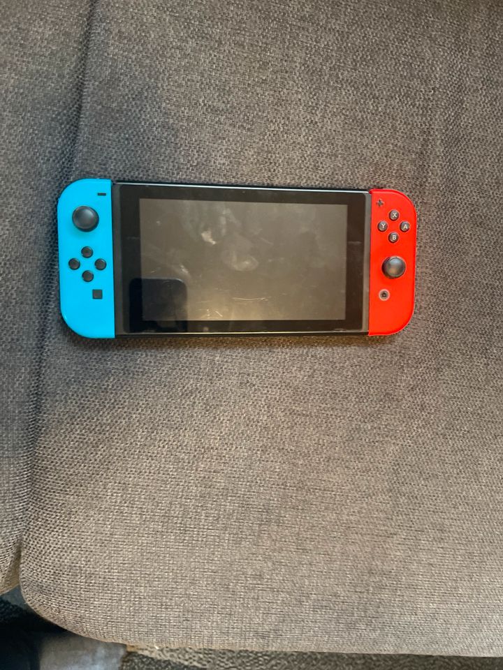 Nintendo Switch in Niederaula