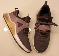 Damen-Sneakers * Nike * Airmax * Gr. 39 Hessen - Schöneck Vorschau