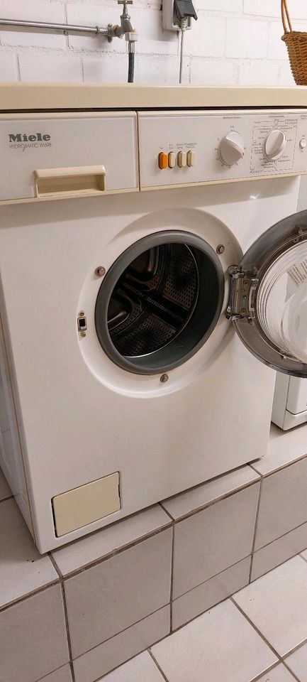 Miele Hydromatic W698 Waschmaschine, defekt in Raesfeld