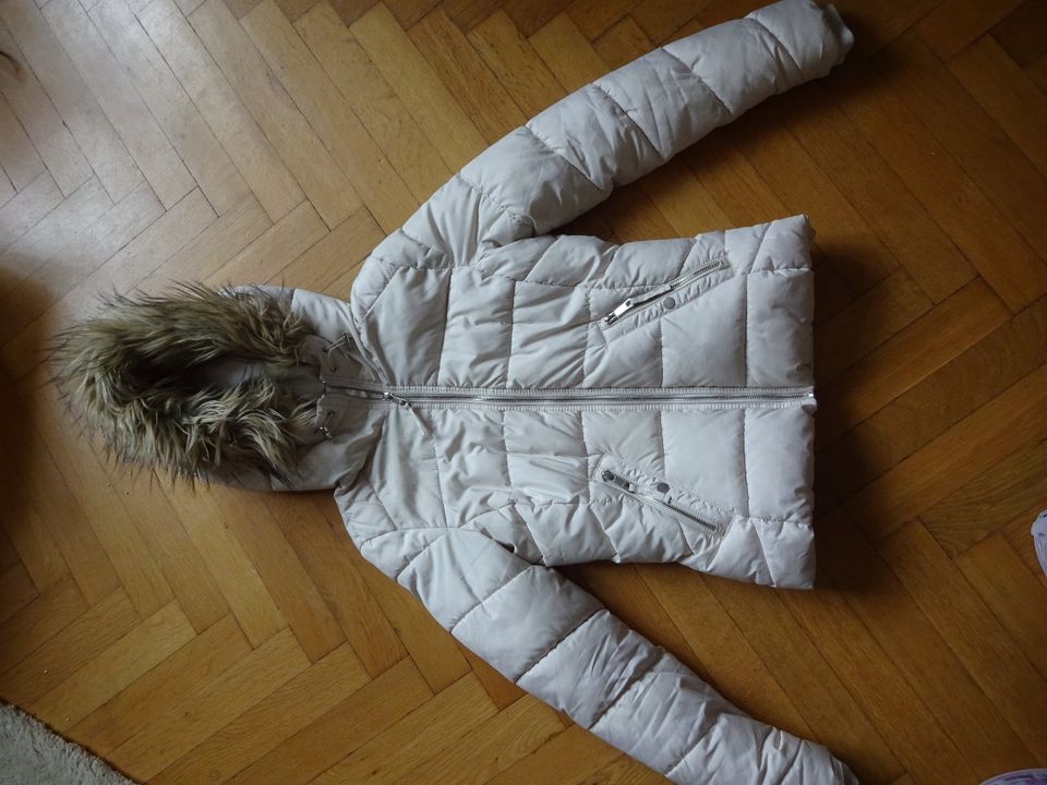 Winterjacke Gr. 34/ 36 in Berlin