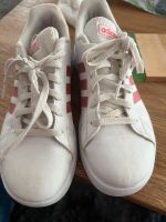 Adidas Schuhe 35 helle Sohle Hessen - Lautertal Vorschau