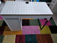 MICKE Schreibtisch Ikea, weiß/anthrazit  SKRUVSTA Drehstuhl, Nordrhein-Westfalen - Herzogenrath Vorschau