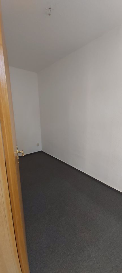 Schöne kleine 2-Zimmer Wohnung im Zentrum von Burg bei Magdeburg zu vermieten in Burg