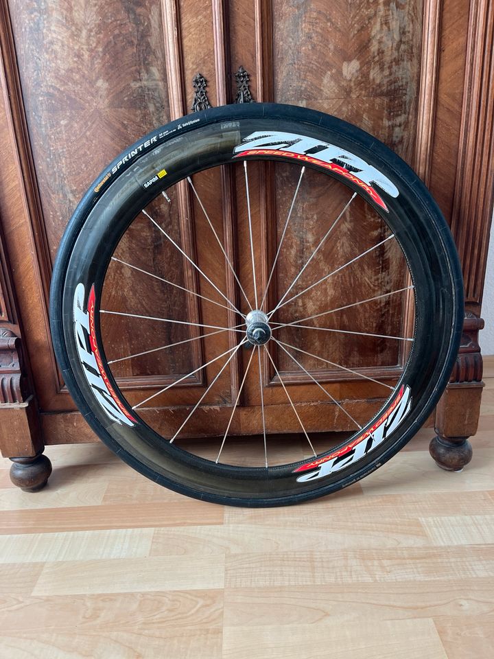 Zipp Vorderfelge Carbon 404 28“ in Leipzig