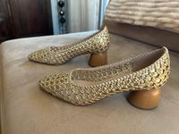 Damenschuhe Gr. 39 goldfarben Hessen - Oberursel (Taunus) Vorschau