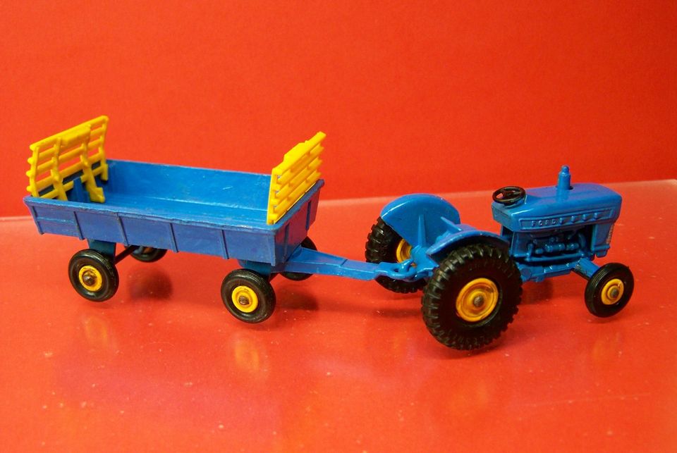 Matchbox Lesney ,Ford Traktor no.39 + Heu Anhänger no. 40 ** in Steinhöfel