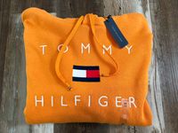 Tommy Hilfiger Herren Hoodie Größe: M/Medium in Orange München - Moosach Vorschau