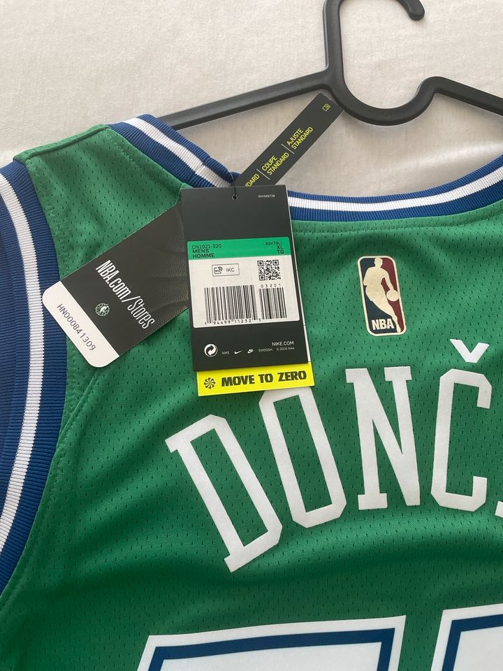 Nike Luca Doncic Trikot XL Dallas Mavericks in München