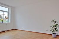 rollstuhlgerechte, helle, modernisierte 2-Raum-Wohnung mit Garage nahe Stadtzentrum Brandenburg - Spremberg Vorschau