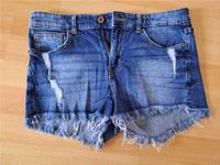 H&M Shorts kurze Hose Jeans Gr. 36 Hessen - Breuna Vorschau