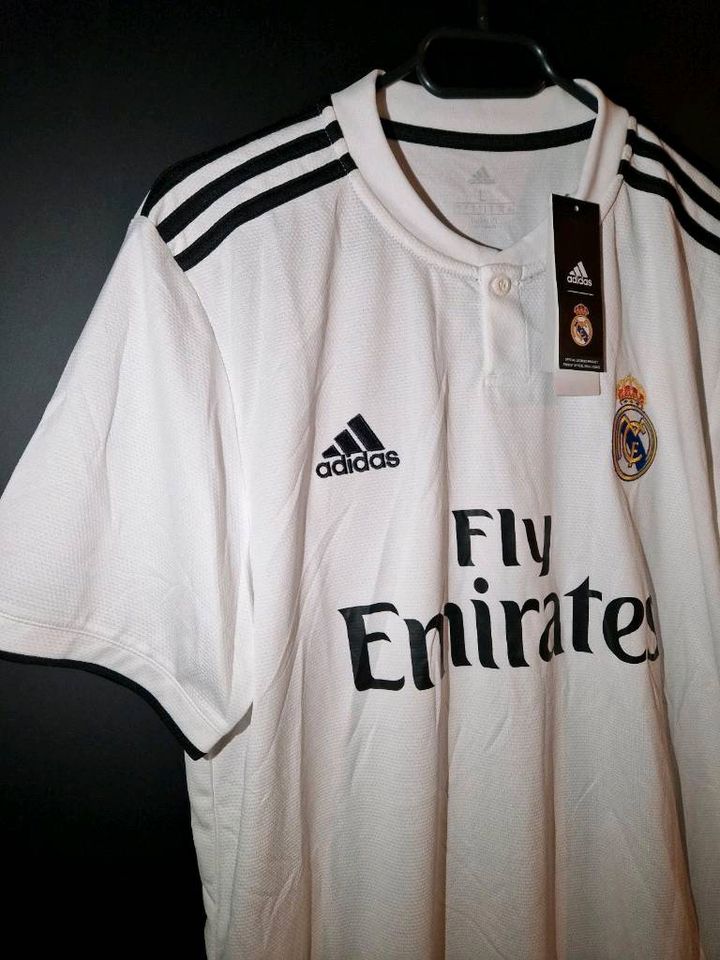 Real Madrid Trikot L 2018 NEU! Original Adidas ⚽️ Fußball in Bad Rappenau